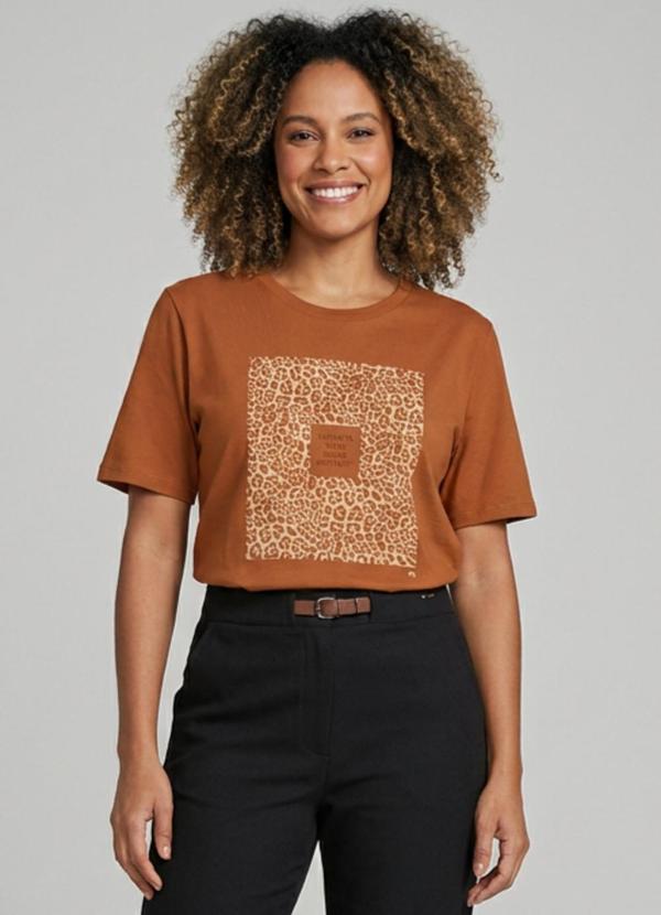 T-Shirt Feminina Regular Metalizada Marrom