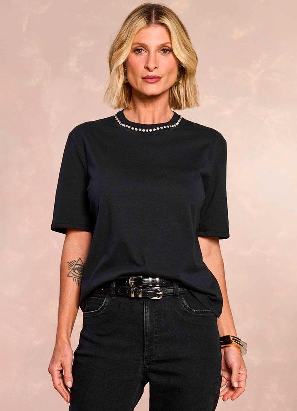 T-Shirt Jardim Boho em Malha Preto