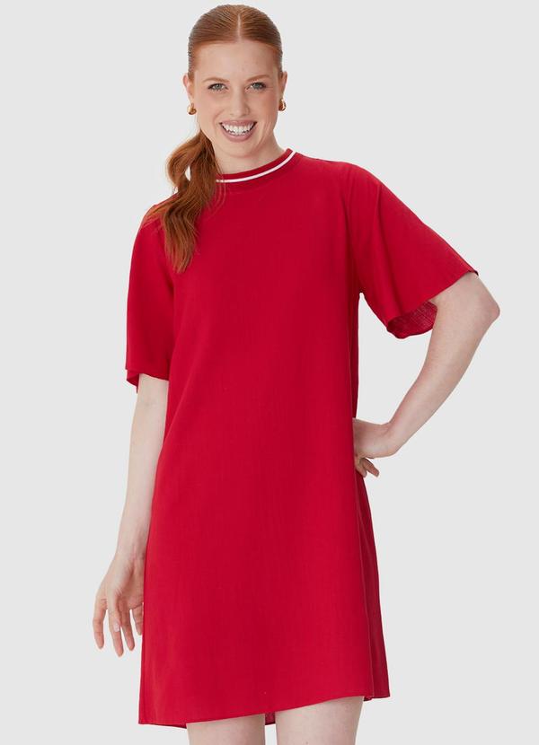 Vestido Curto Amplo em Viscolinho Vermelho