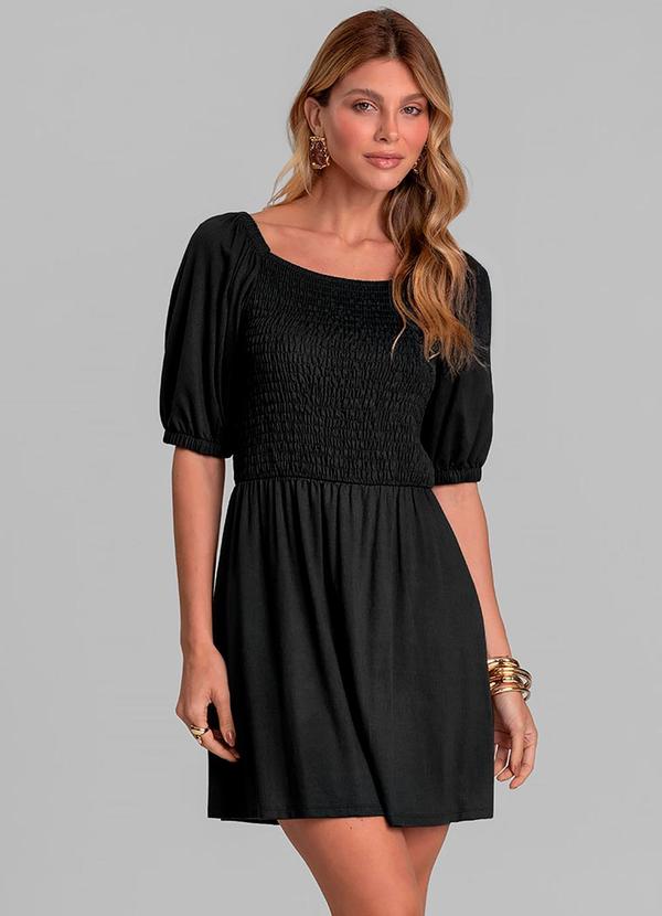 Vestido Curto em Visco Maquinetada Preto