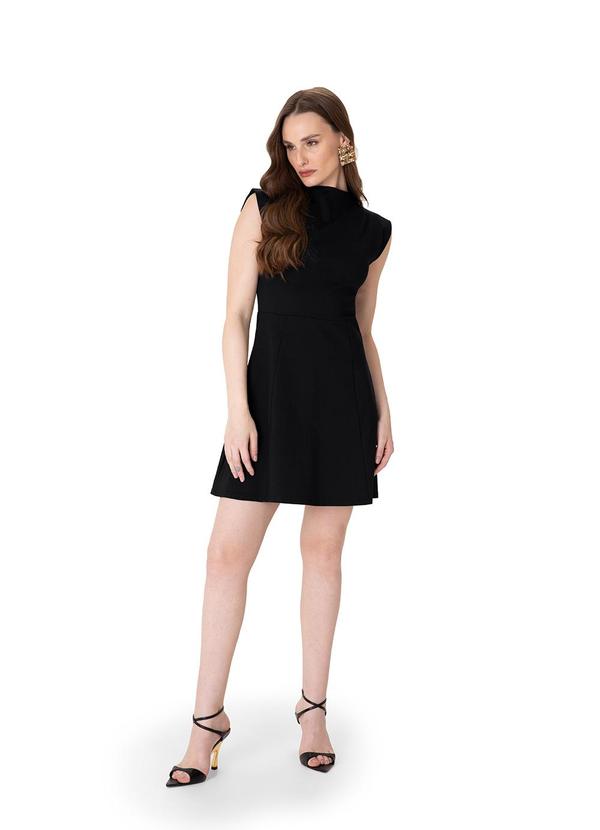 Vestido Curto Evasê Acinturado Preto