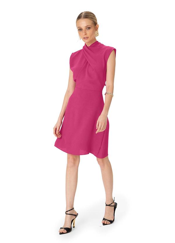Vestido Curto Evasê Texturizado Rosa