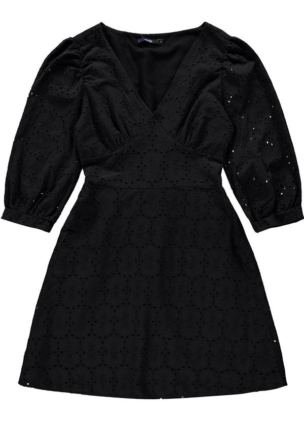 Vestido Preto Evasê em Laíse