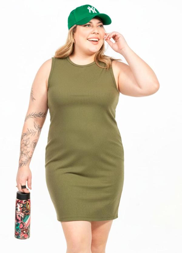 Vestido Regata Plus Verde