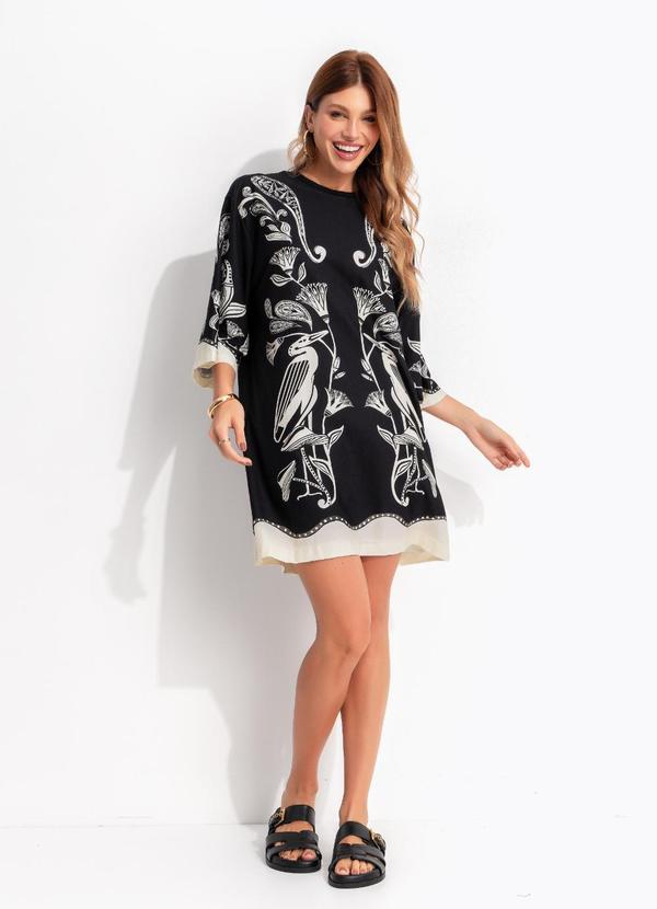 Vestido T-Shirt Big Patch Tropical Preto