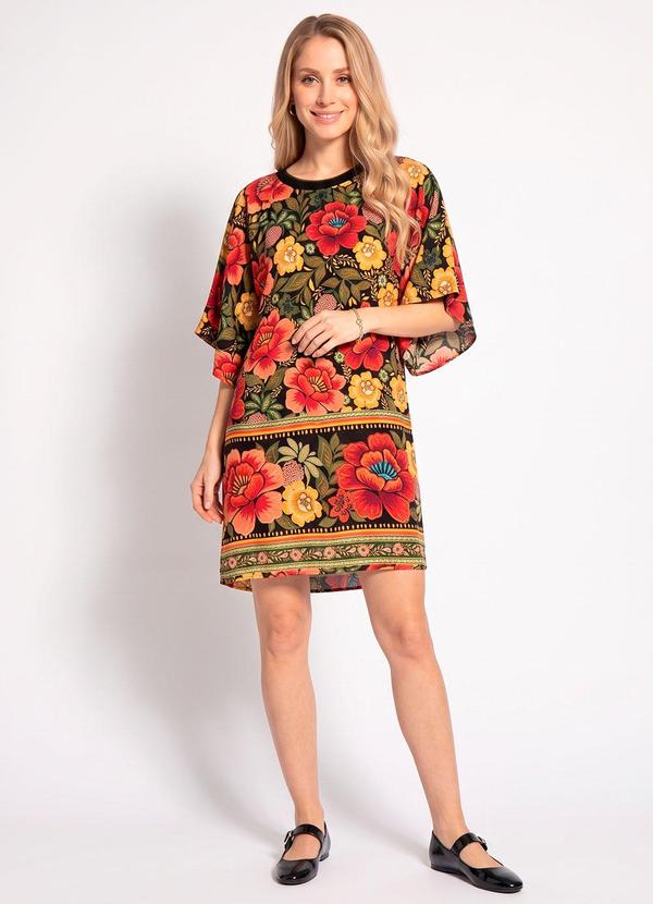 Vestido T-Shirt de Viscose Floral Heloisa Preto