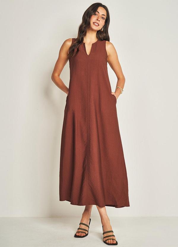 Vestido Longo sem Manga em Viscoflow Marrom