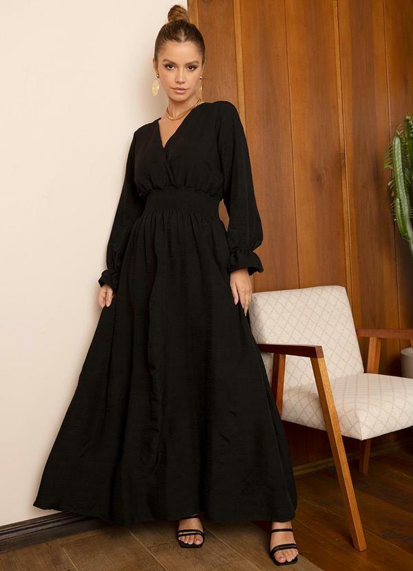 Vestido Preto Longo em Tecido Plano Maquinetado