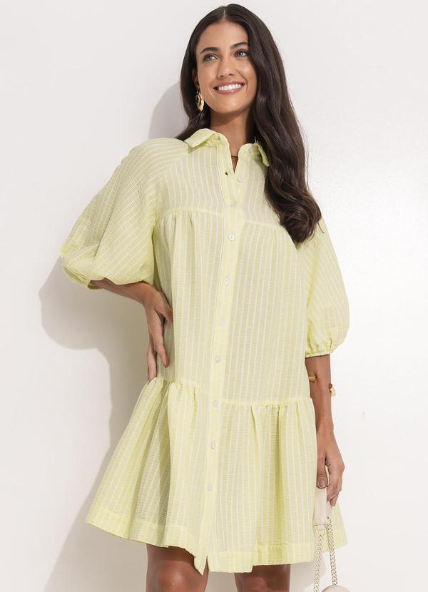 Vestido Amarelo Claro em Tecido Listrado Texturi