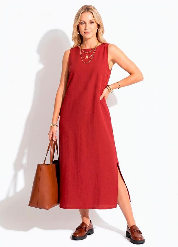 Vestido Bordô em Alfaiataria