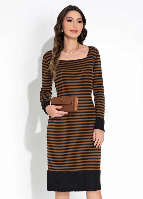 Vestido Listras Decote Quadrado
