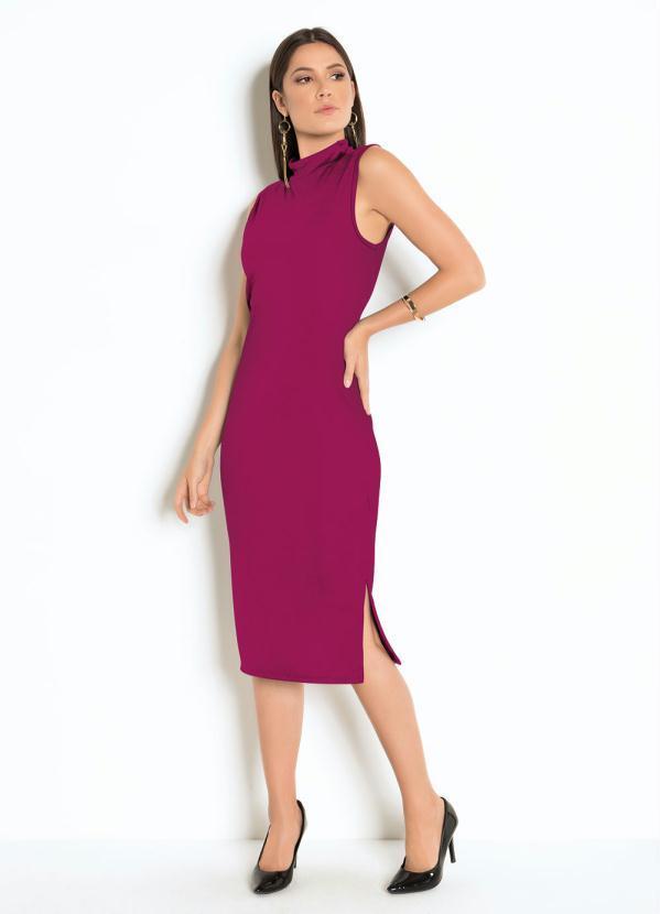 Vestido Midi com Gola Alta e Fenda Bordô