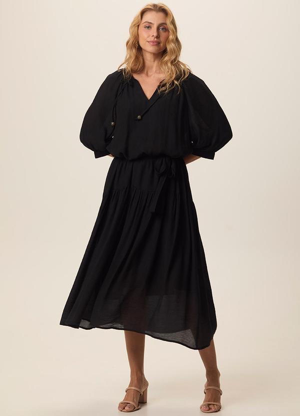 Vestido Mídi Evasê em Crepe Preto