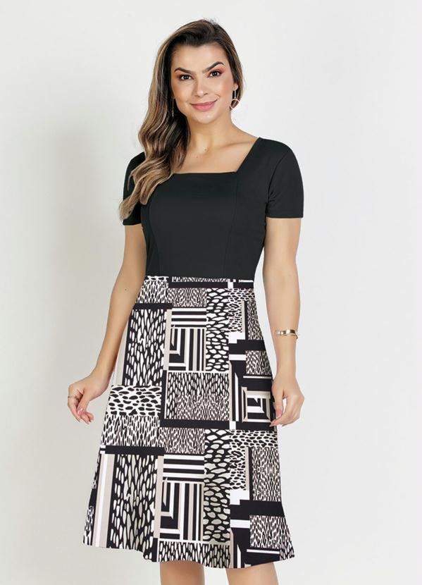 Vestido Mix de Estampa Evasê