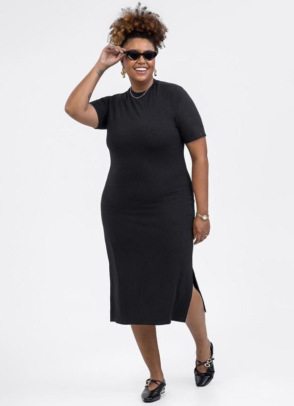 Vestido Plus Size em Canelado Preto