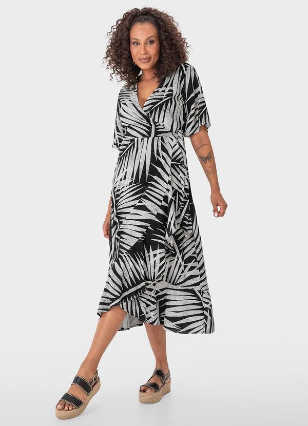 Vestido Preto MÃdi Transpassado em Viscolinho