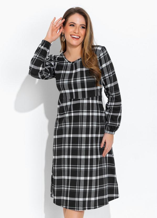Vestido Xadrez Preto Evasê