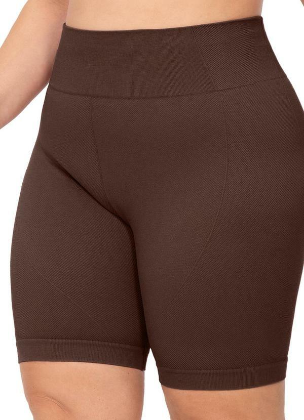 Bermuda Plus Size Cós Alto Jacquard Marrom