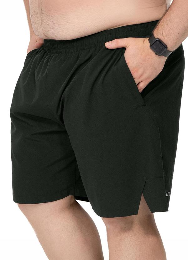 Bermuda Plus Size Detalhe Refletivo Preto