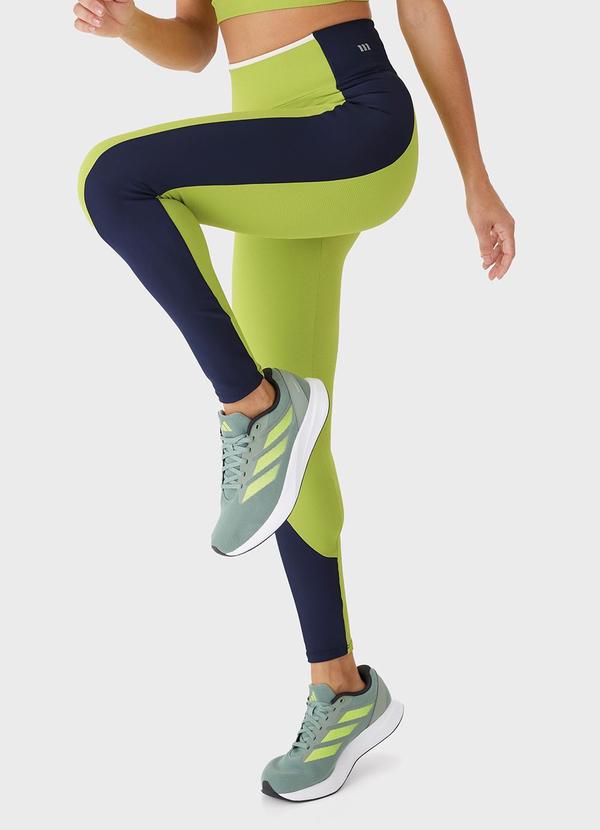 Vista 2 Calça Legging Canelada Verde Limão Malwee Malwee