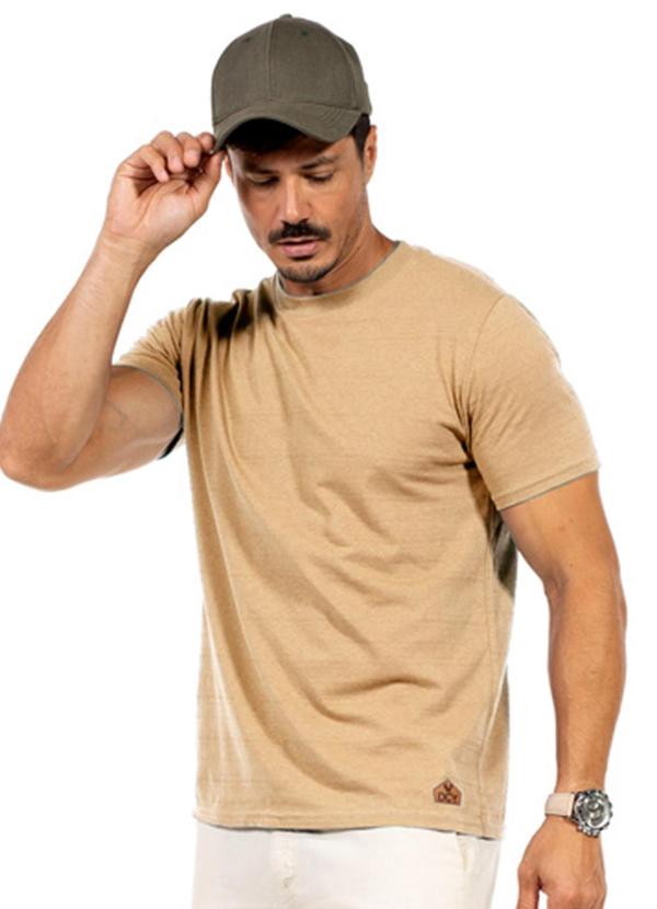 Vista 2 Camiseta Fitness Masculina Bege Decoy Decoy