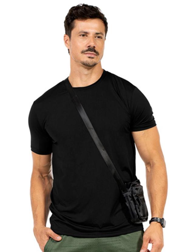 Camiseta Masculina Preto
