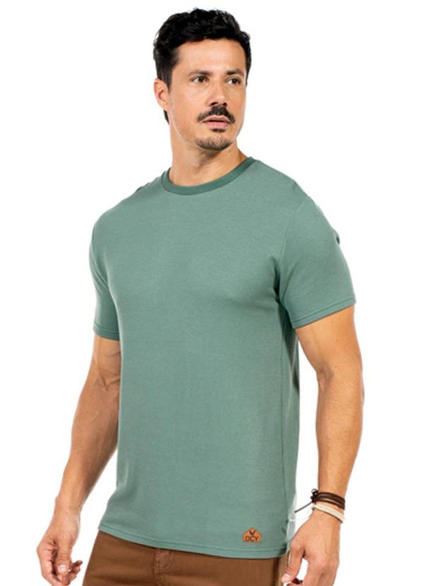 Camiseta Masculina Térmica Verde