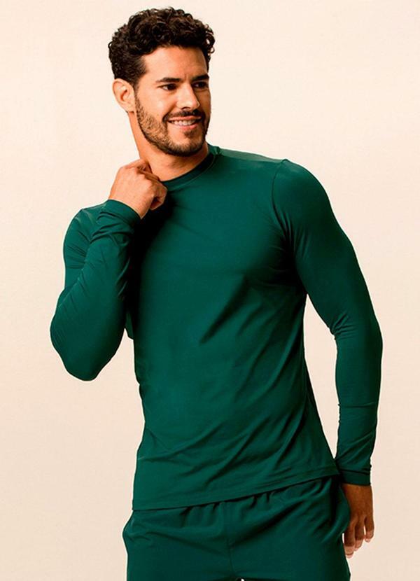 Camiseta Slim Malha Uv Active Verde Esmeralda