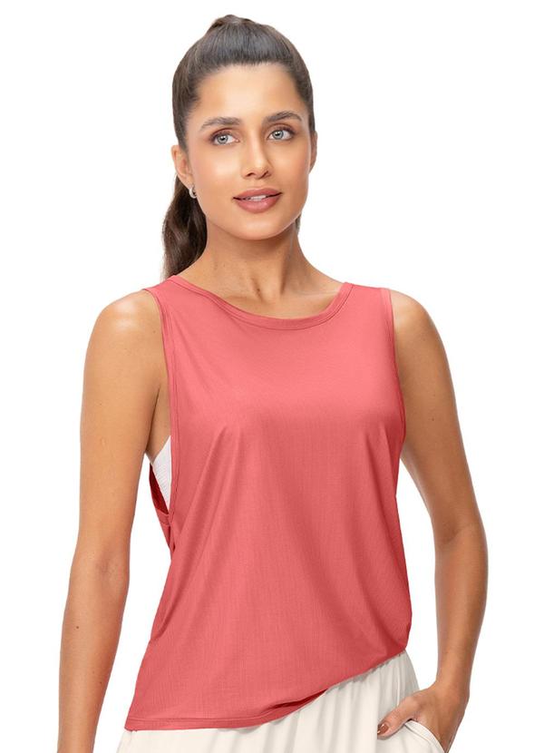 Regata Fitness Feminina Laterais Cavadas Rosa
