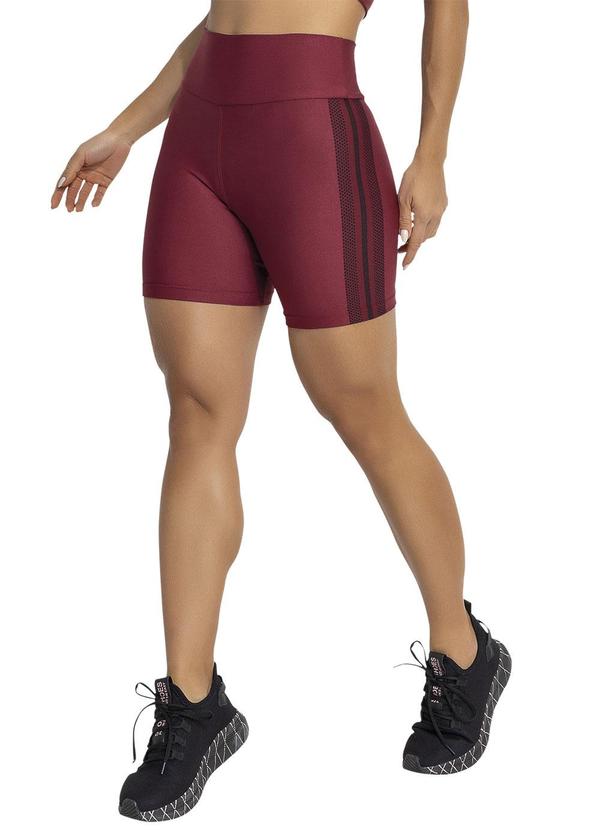Short Bordô em Malha com Elastano