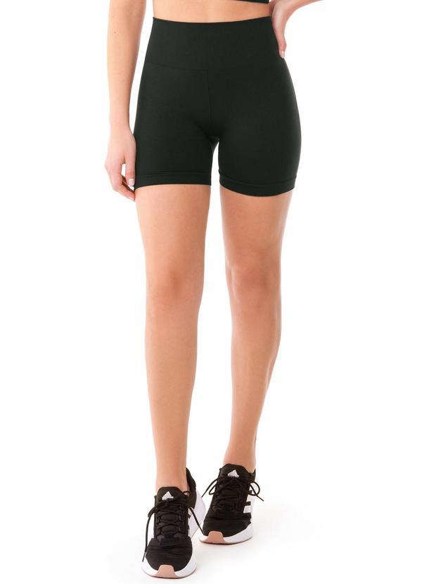 Short Fitness com Detalhe Anatômico Preto