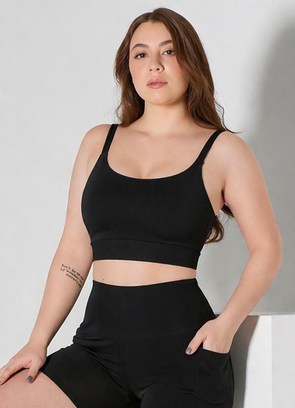 Top Vicky Preto