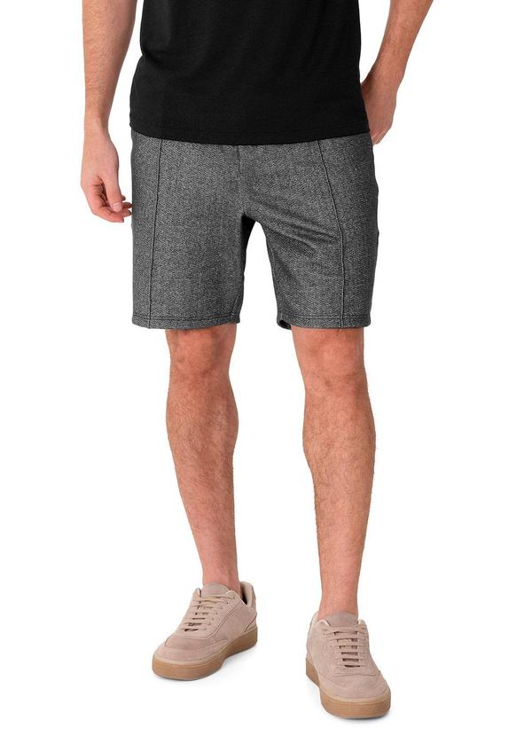 Bermuda Comfort Maquinetada Preto