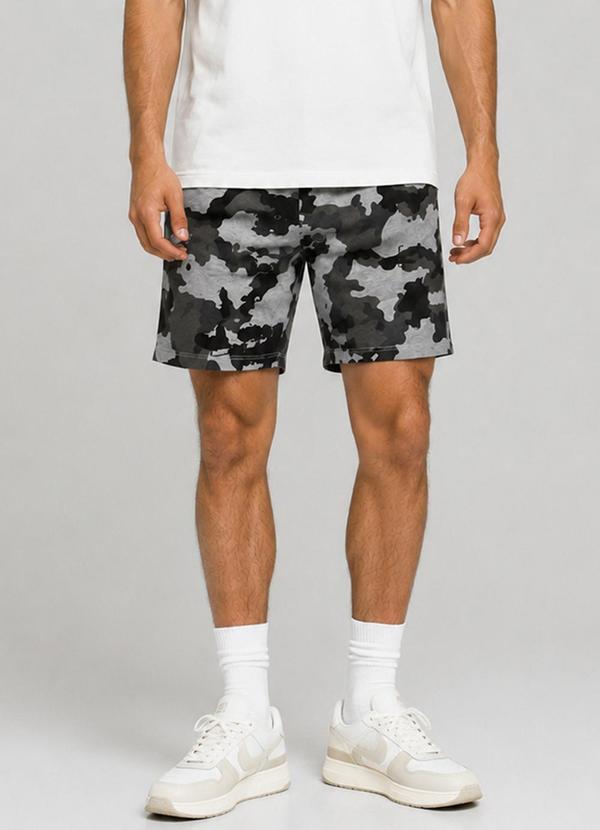 Bermuda Masculina Básica Cinza