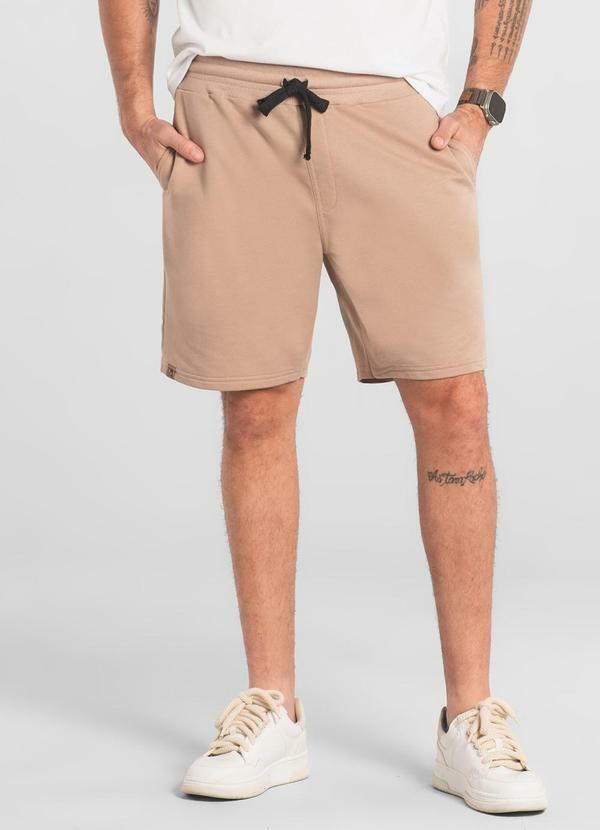 Bermuda Masculina em Moletom Bege