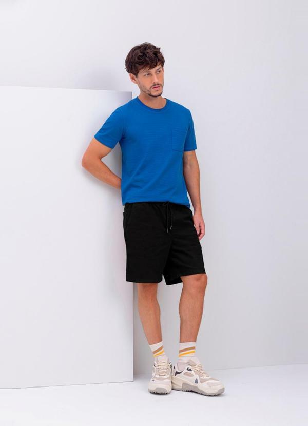 Bermuda Masculina em Sarja Preto