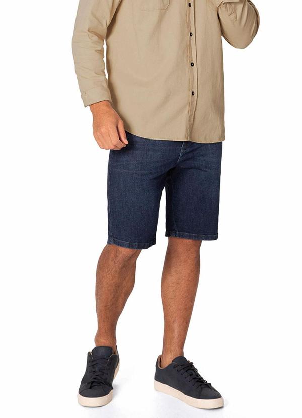 Bermuda Slim Jeans com Bigodes Azul Escuro