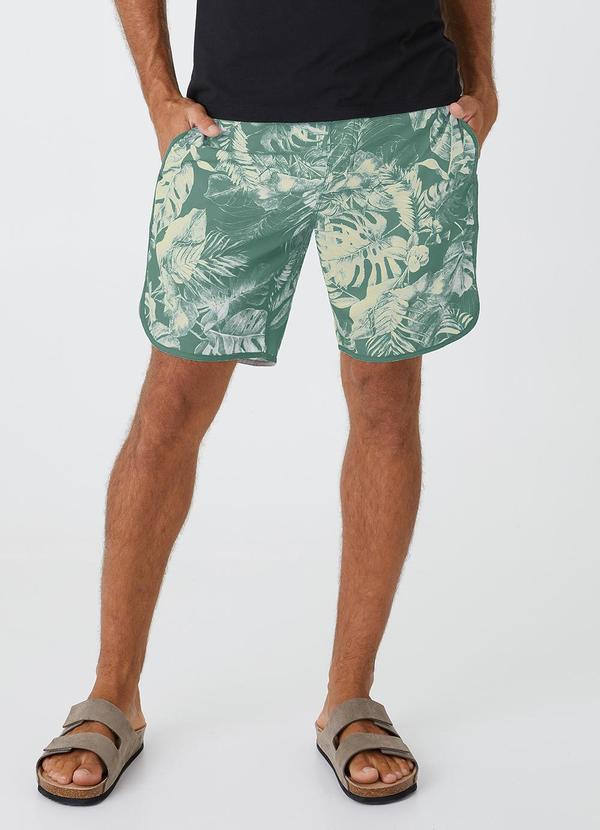 Bermuda Tradicional Tropical em Microfibra Verde