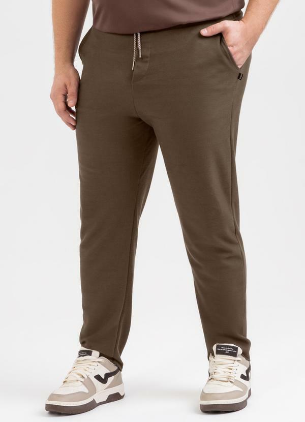 Calça Plus em Moletom Marrom Escuro