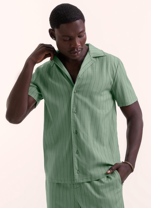 Camisa em Tecido com Linho Verde