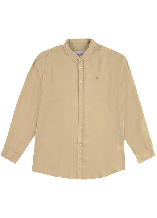 Camisa Tradicional em Liocel PlusCáqui