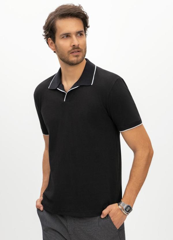Camisa Polo Masculina em Piquet Preto