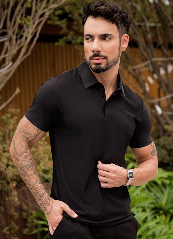 Polo Sporttech Botão Preto