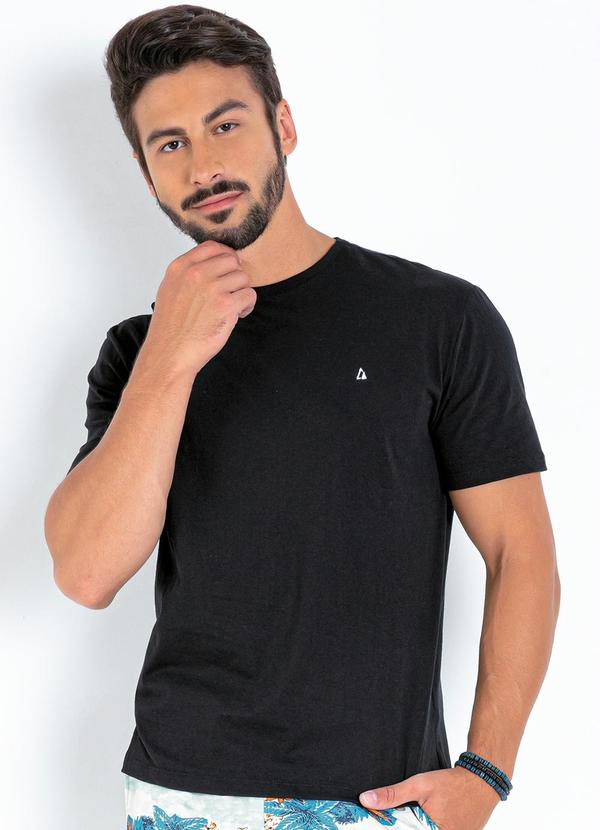 Camiseta Básica com Detalhe Bordado Preta