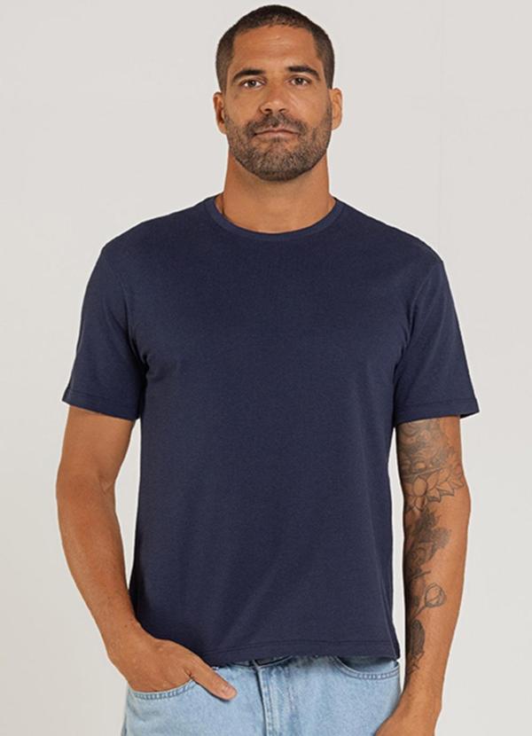 Camiseta Básica Masculina Azul Marinho