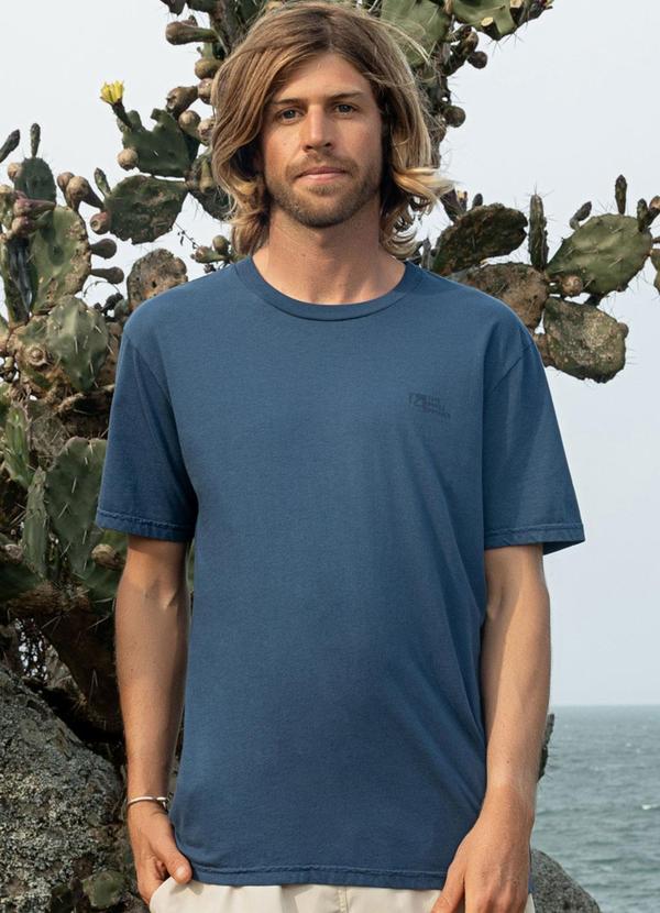 Camiseta em Meia Malha Azul