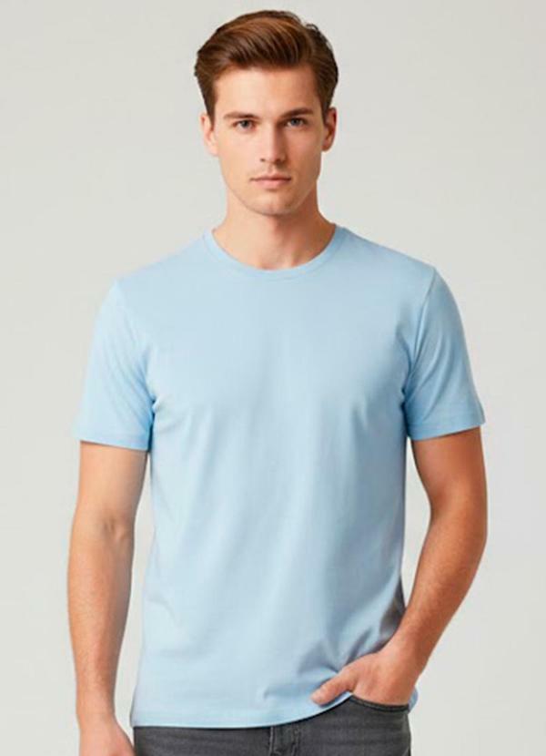Camiseta Masculina Básica com Gola Redonda Azul
