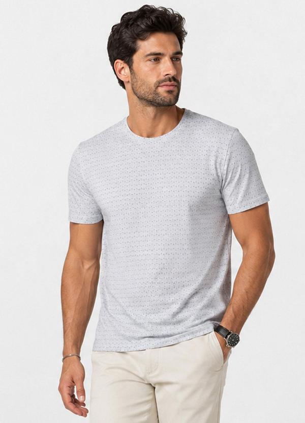 Camiseta Masculina Básica em Malha Drop Cinza