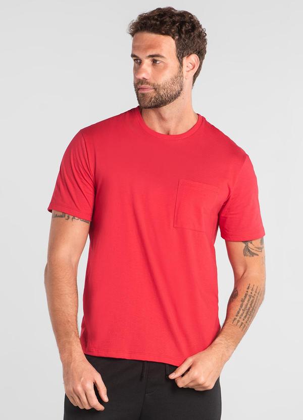 Camiseta Masculina em Algodão Vermelho