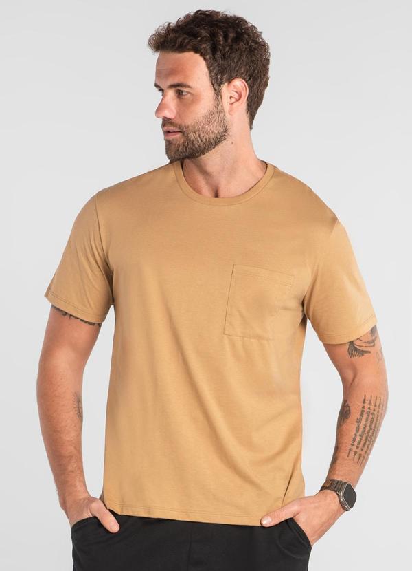 Camiseta Masculina em Meia Malha Bege